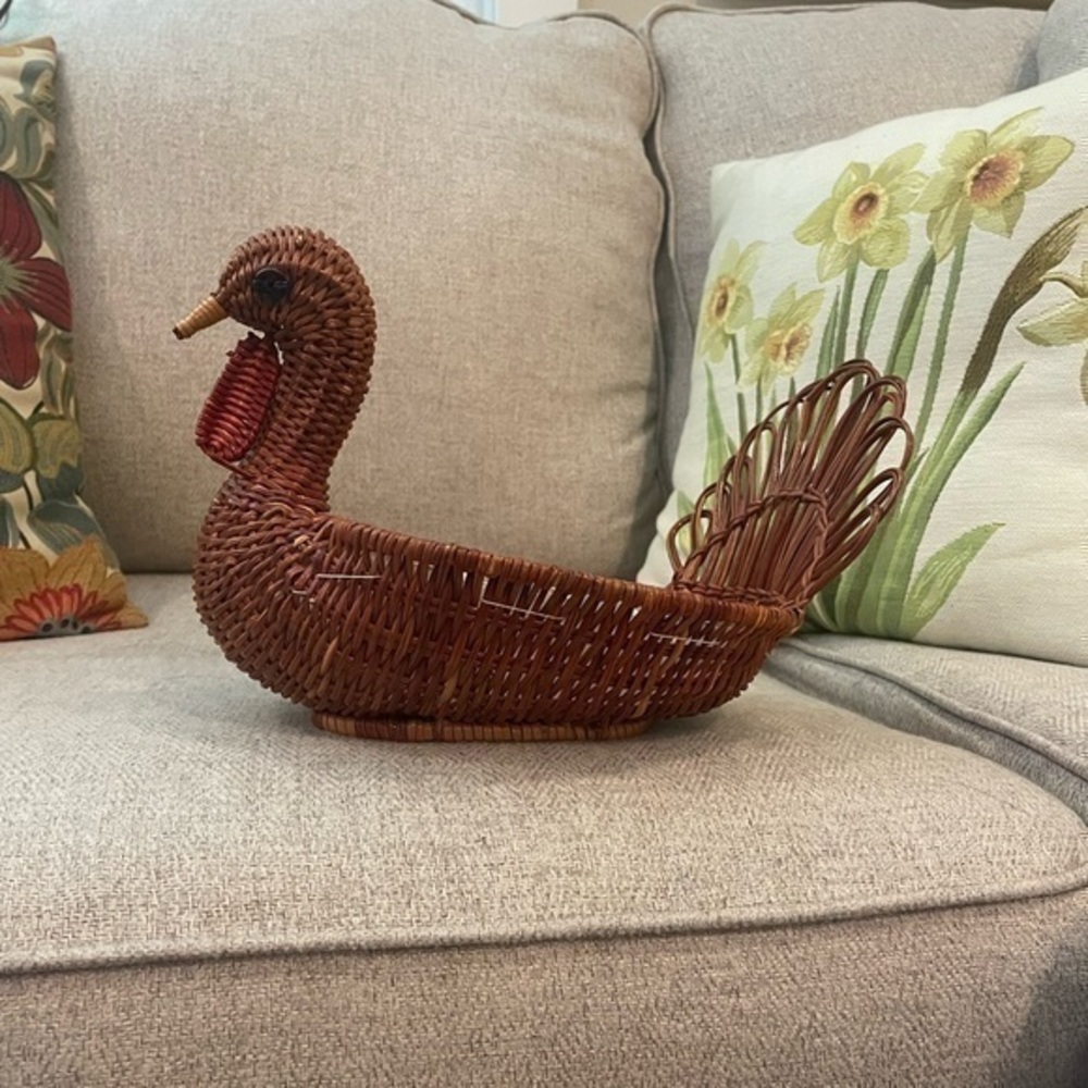 Vintage Woven Turkey Thanksgiving Basket